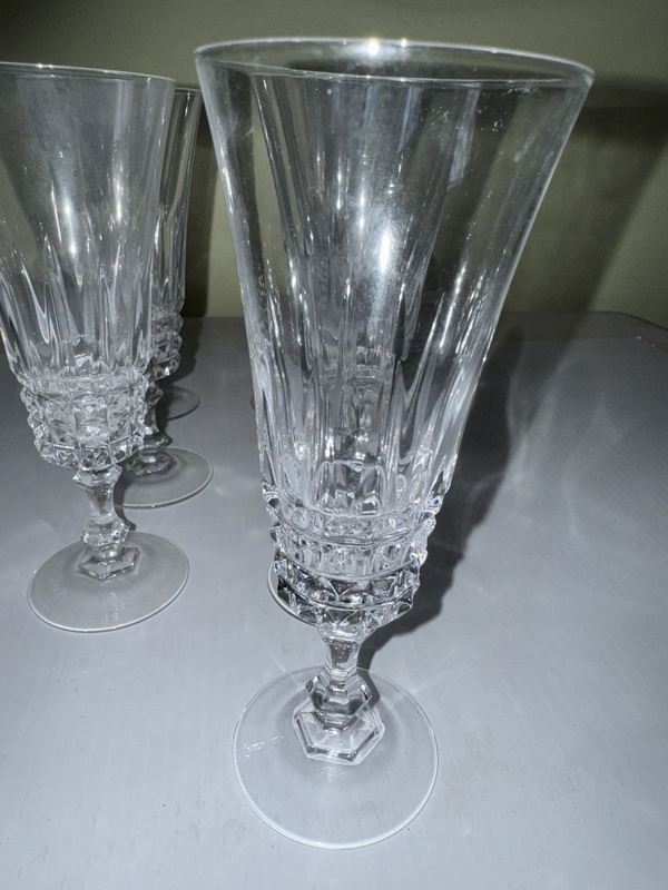 Four Sets of Cristal d’ Arques Tuilleries Villandry Glasses