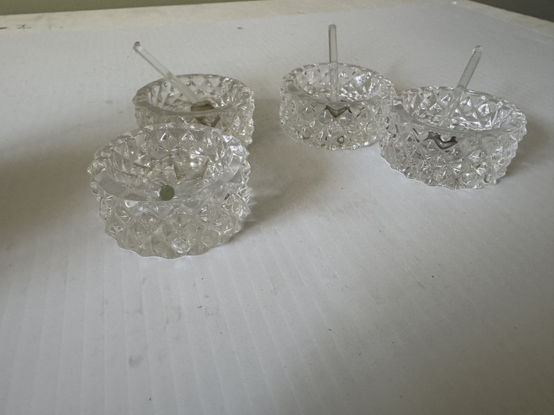 Set of 4 Cut Crystal Open Salt Celler with Matching Crystal Serving Spoons