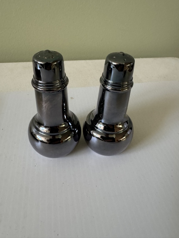 Metal Sale & Pepper Shakers (No Markings)