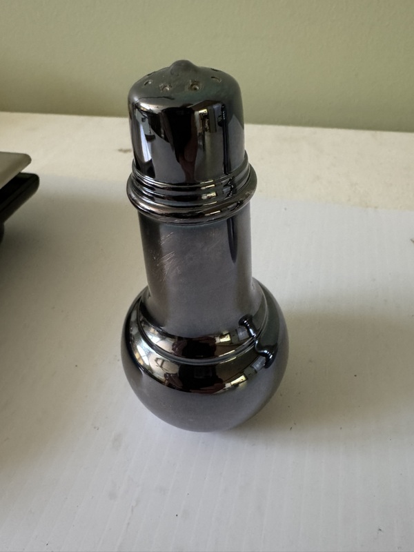 Metal Sale & Pepper Shakers (No Markings)