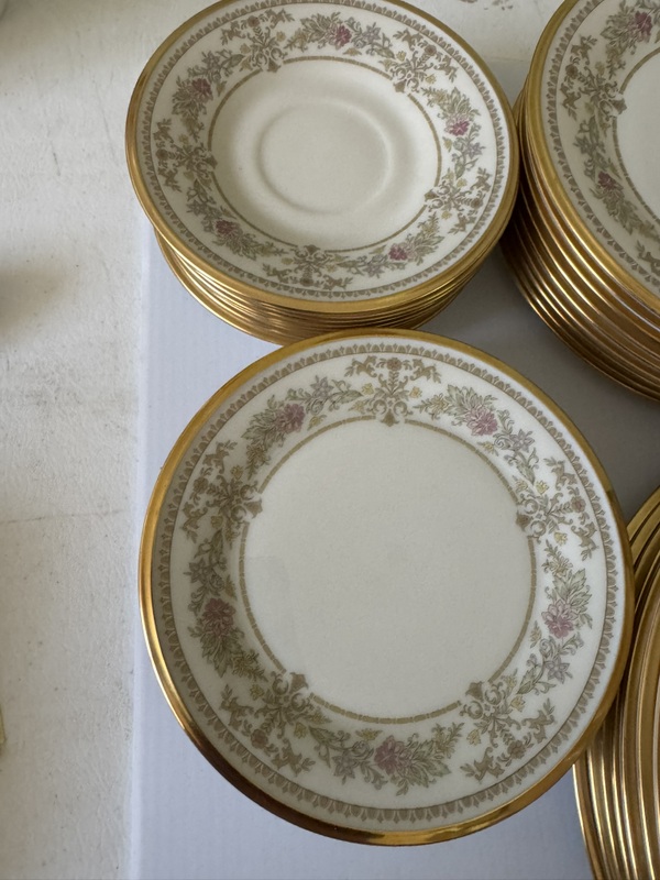 Set of 8 Lenox “Castle Garden” 5 Piece Place Setting, with two 10” Serving Bowls & 16” Platter