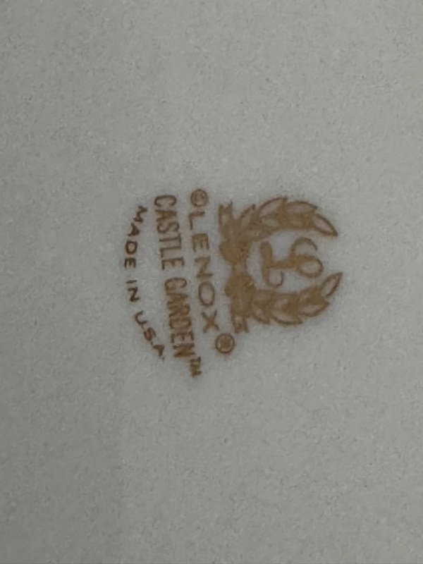 Set of 8 Lenox “Castle Garden” 5 Piece Place Setting, with two 10” Serving Bowls & 16” Platter