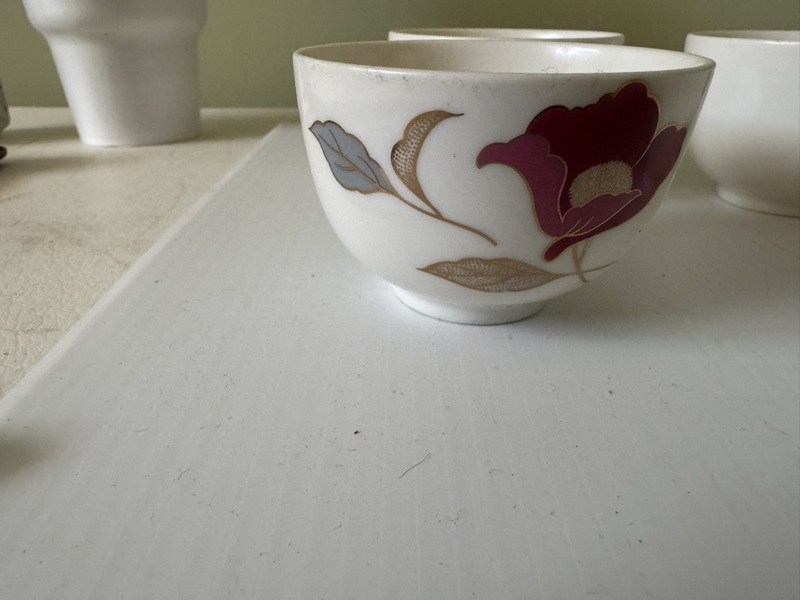 Set of 5 Chuan Kue Bone China Teacups