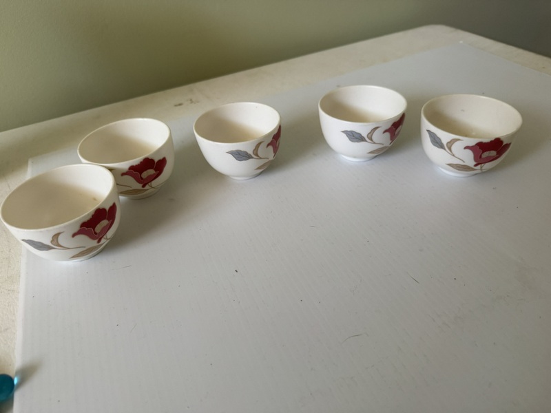 Set of 5 Chuan Kue Bone China Teacups