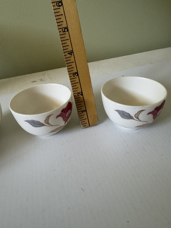 Set of 5 Chuan Kue Bone China Teacups