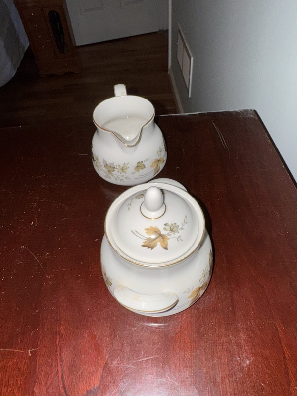 Royal Doulton English Translucent China "Larchmont"