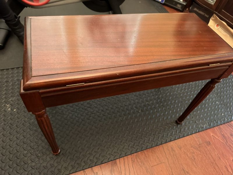 Lester "Betsy Ross Spinet" Upright Paino & Paino Bench with Delivery*