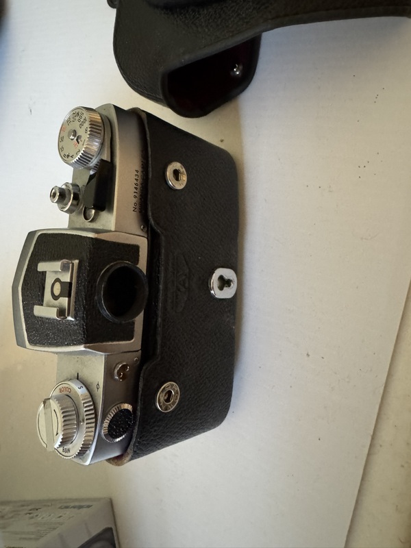 Miranda RiC 35mm Film Camera with Lenses