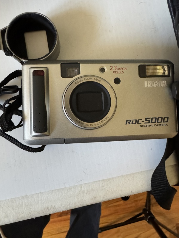 Ricoh Digital Camera RDC-5000 2.3MP Silver
