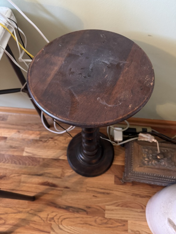 Assorted Pedestal Side Tables
