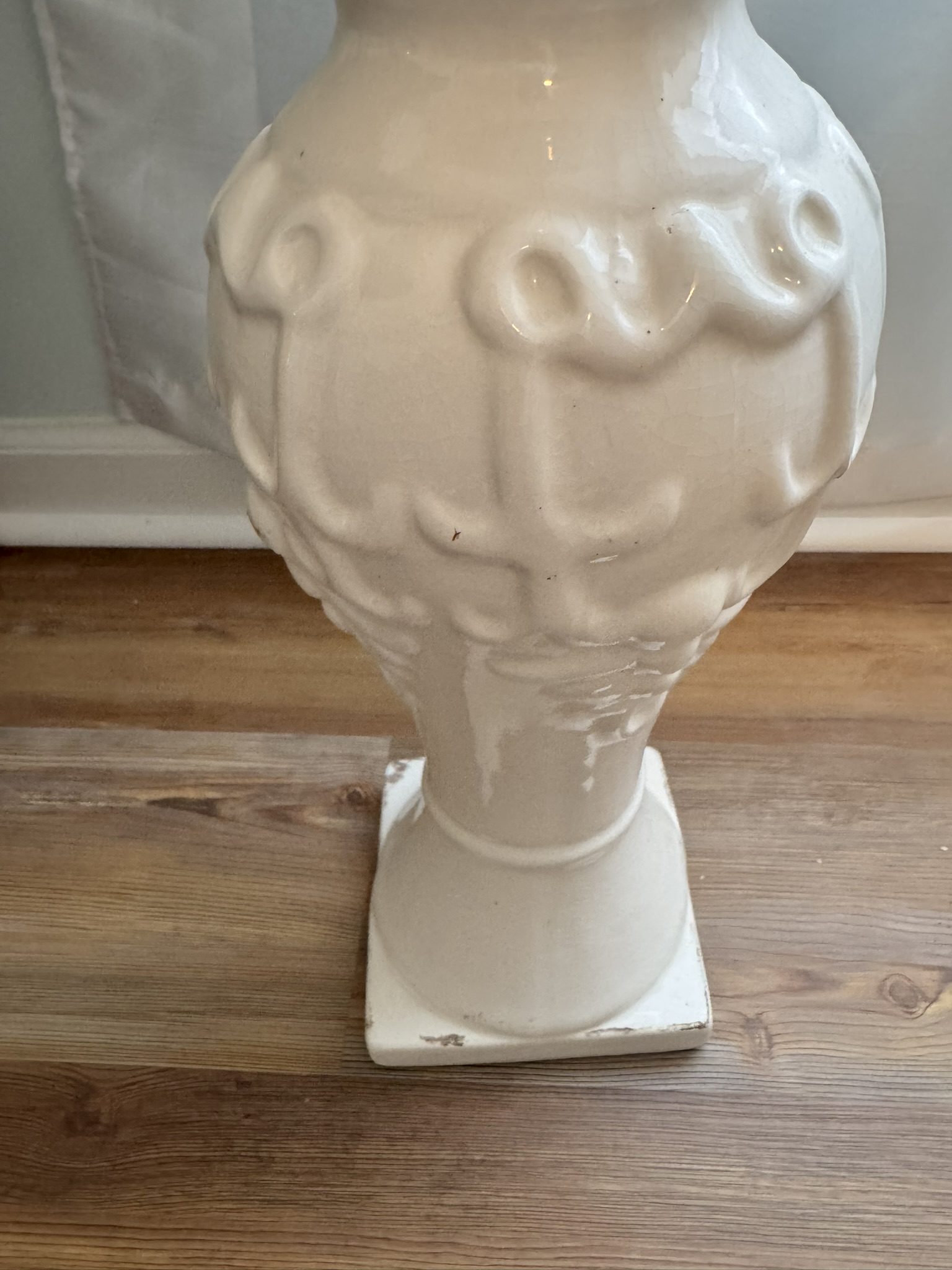18" Tall Column