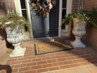 Moved 1 Week Forward:  Local Interior Designer.  Packed House on the Lake. - Image 5