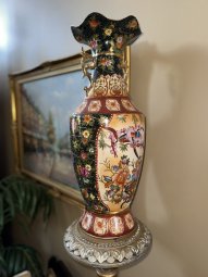 Moved 1 Week Forward:  Local Interior Designer.  Packed House on the Lake. - Image 79