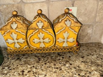 Moved 1 Week Forward:  Local Interior Designer.  Packed House on the Lake. - Image 105