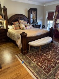 Moved 1 Week Forward:  Local Interior Designer.  Packed House on the Lake. - Image 198