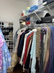 Moved 1 Week Forward:  Local Interior Designer.  Packed House on the Lake. - Image 228