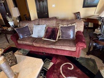 Moved 1 Week Forward:  Local Interior Designer.  Packed House on the Lake. - Image 286