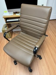 It's 50% Off Friday at Our Great Sale in Cumming - Image 201