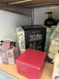 It's so Much Stuff You Have to See It to Believe It - Image 310