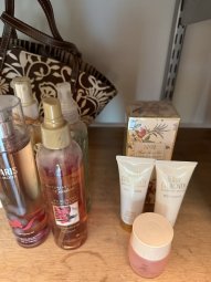 It's so Much Stuff You Have to See It to Believe It - Image 313