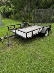 It's a Huge Farm Sale in Gainesville, Off Price Road - Image 9
