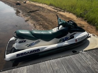 It's a Huge Lake Sale in Toccoa - Image 4