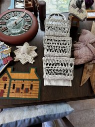 It's a Yellow Bird Sale with a Little Bit of Everything - Image 272