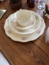 It's a RED DOT Sale, RED DOT Items 75% Off Everything Else 50% Off in Gainesville - Image 35